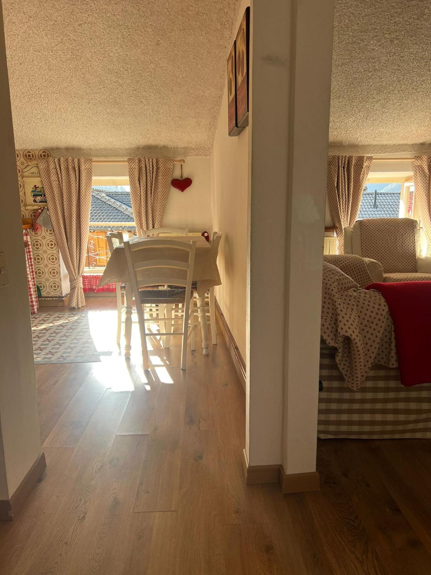 Mansarda Petronilla Apartment Пиацаторе Екстериор снимка
